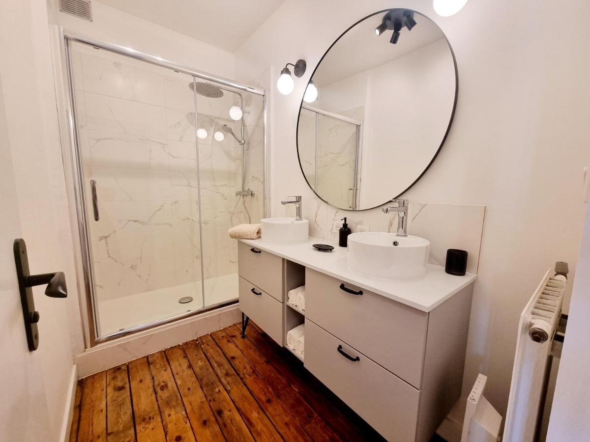 Appartement Grand T3 Rue Pietonne Bureau Et Terrasse *