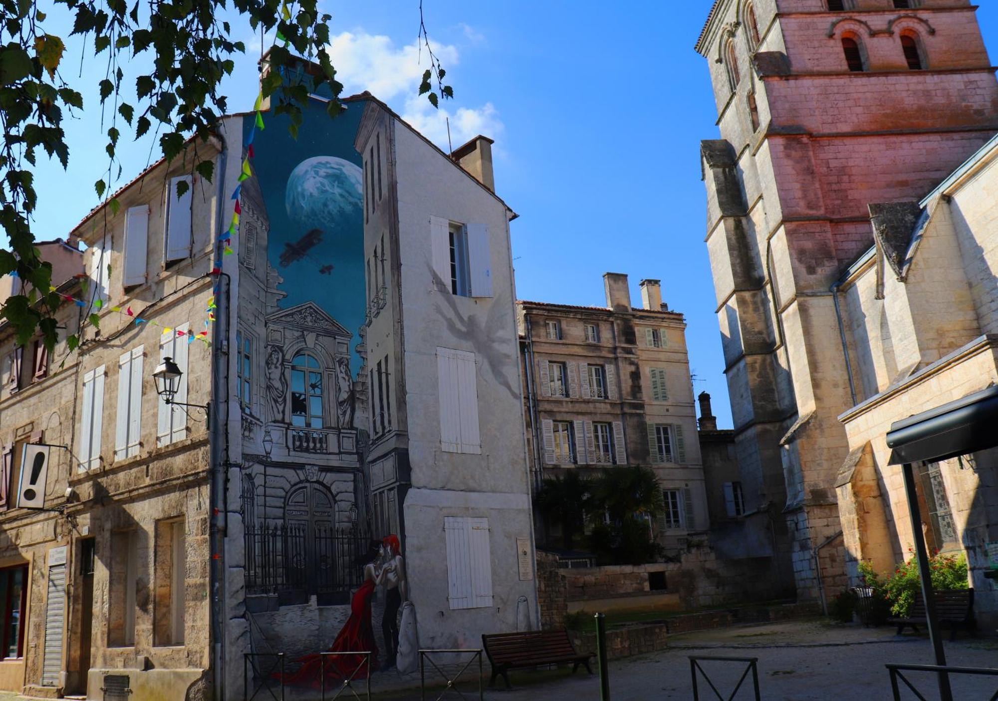 Grand T3 Rue Pietonne Bureau Et Terrasse Angoulême